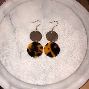 5/$25 Gold & Tortoise Circle Earrings